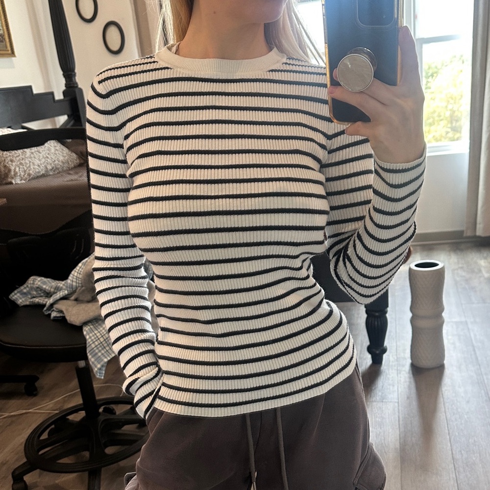Halogen Striped Ribbed Knit Top - Black and White